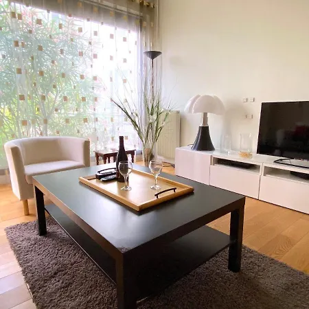 Leclerc Apartament *