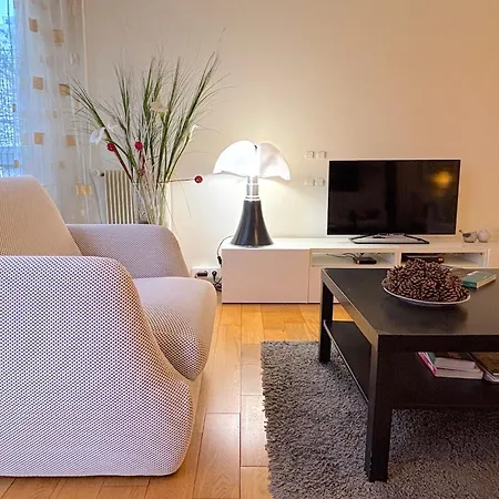 Leclerc شقة باريس